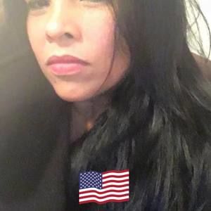 Meet your Posher, Lorena